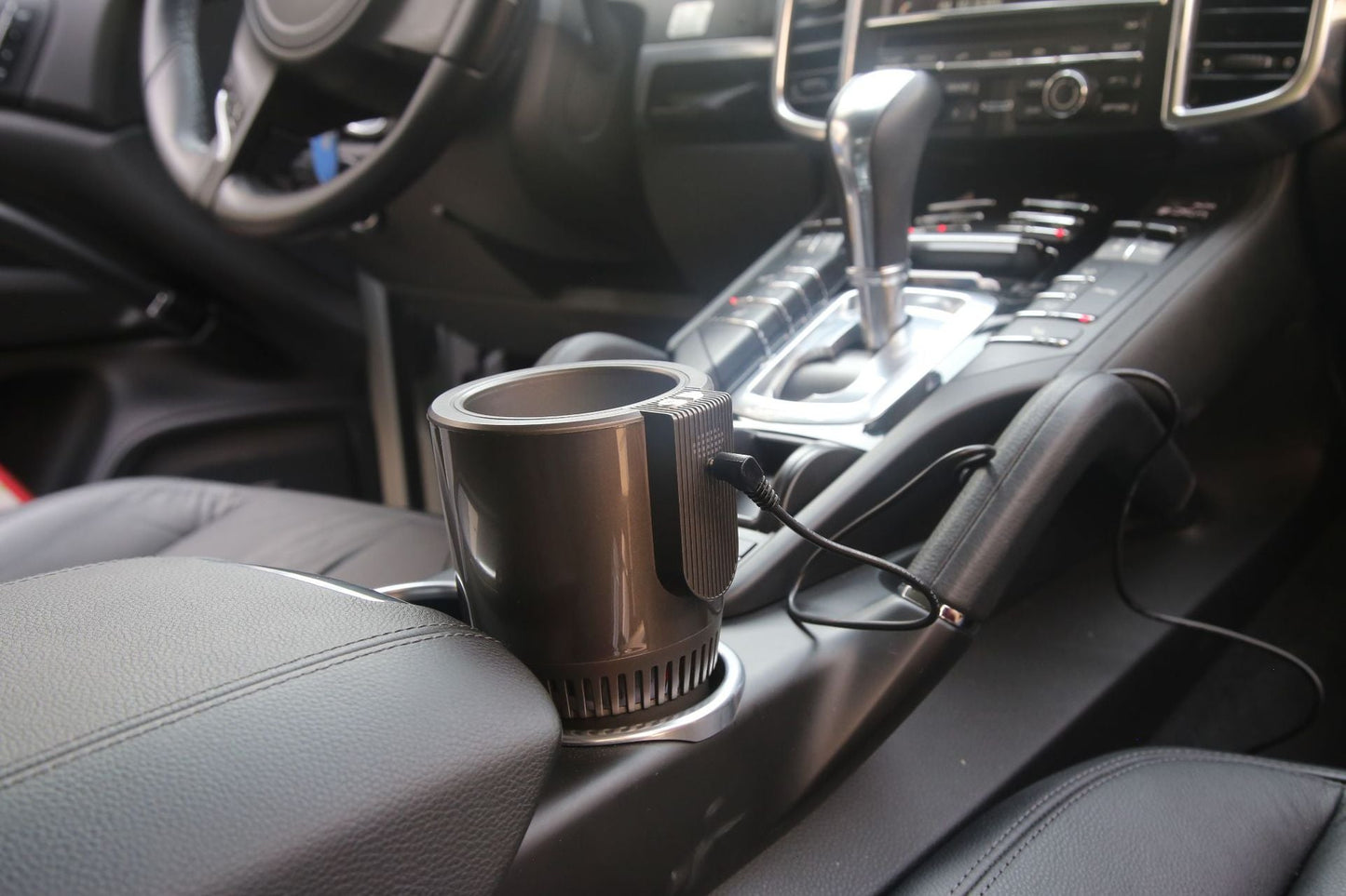Intelligent Car Heating Cup mini Warmer Auto Cup Drink Holder Semiconductor Cooling Refrigeration Heater Warm Milk for Car Home